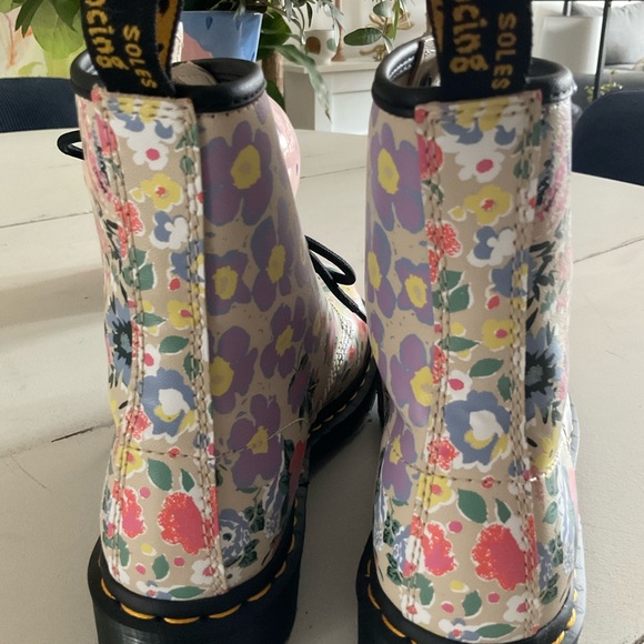 Doc Martens women boots - Picture 2 of 6